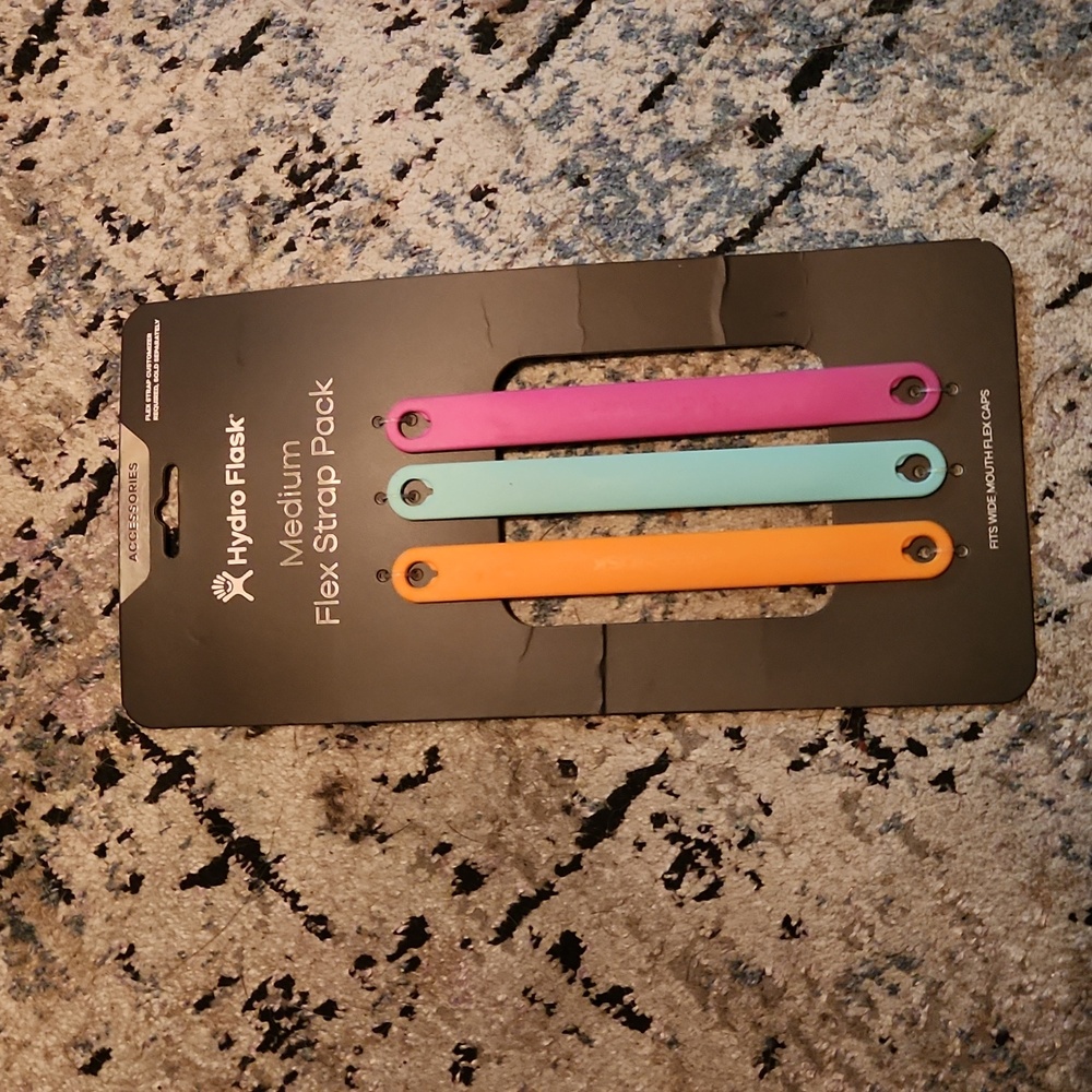NEW IN PACKAGE HYDROFLASK STRAPS
